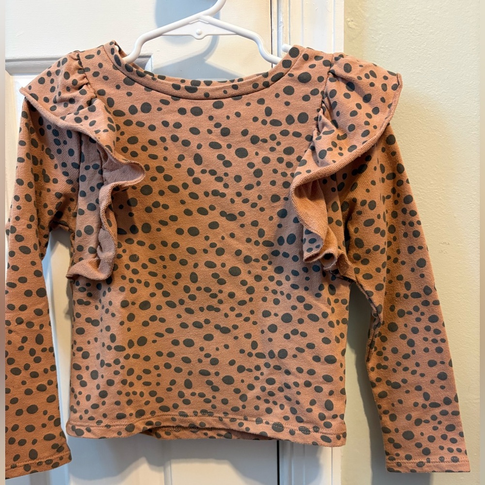 Kids Long-Sleeve Sweatshirt with Animal Print Style & Ruffle Sleeves 4T